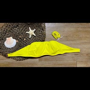 Shade & Shore Bandeau Bikini Top 34B w/straps.